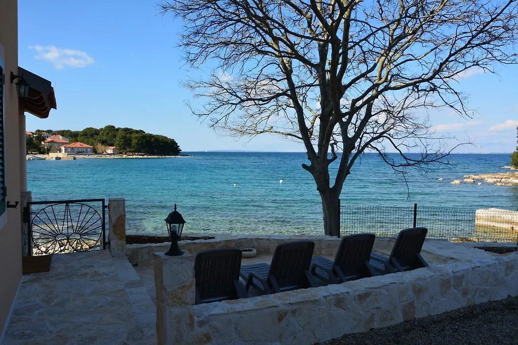 Holiday Home Kucerina Croatia